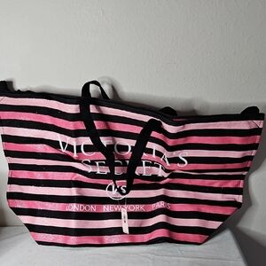 Victoria’s Secret LONDON   NEW YORK   PARIS Pink Stripped Sparkle Zip Tote Bag